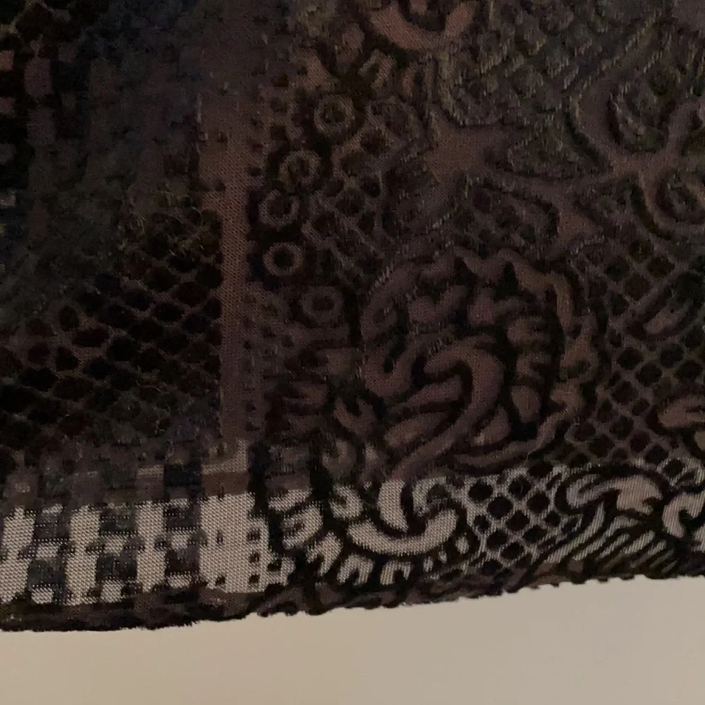 Blouse / Top - Picture 5 of 6